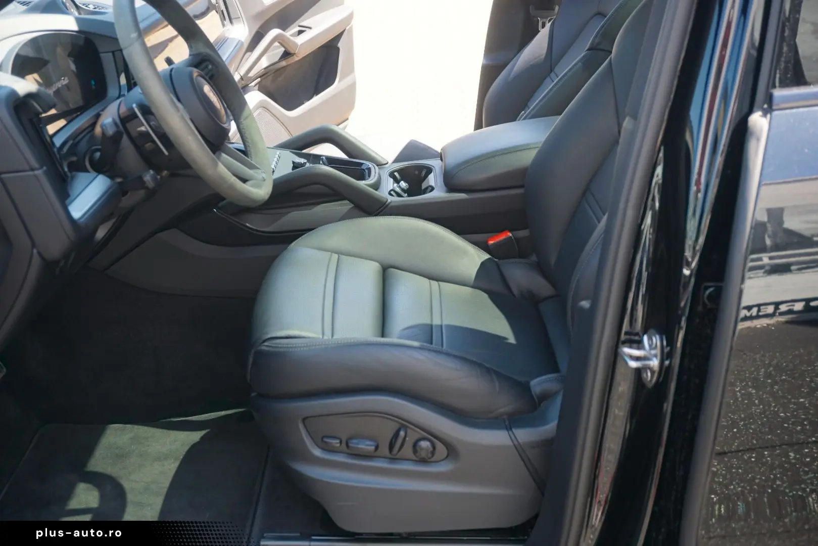 PORSCHE Cayenne Coupe E-Hybrid SportAbgas AHK HeadUp