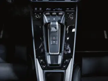 Porsche 911 Turbo S PTS Leichtbaudach Lift