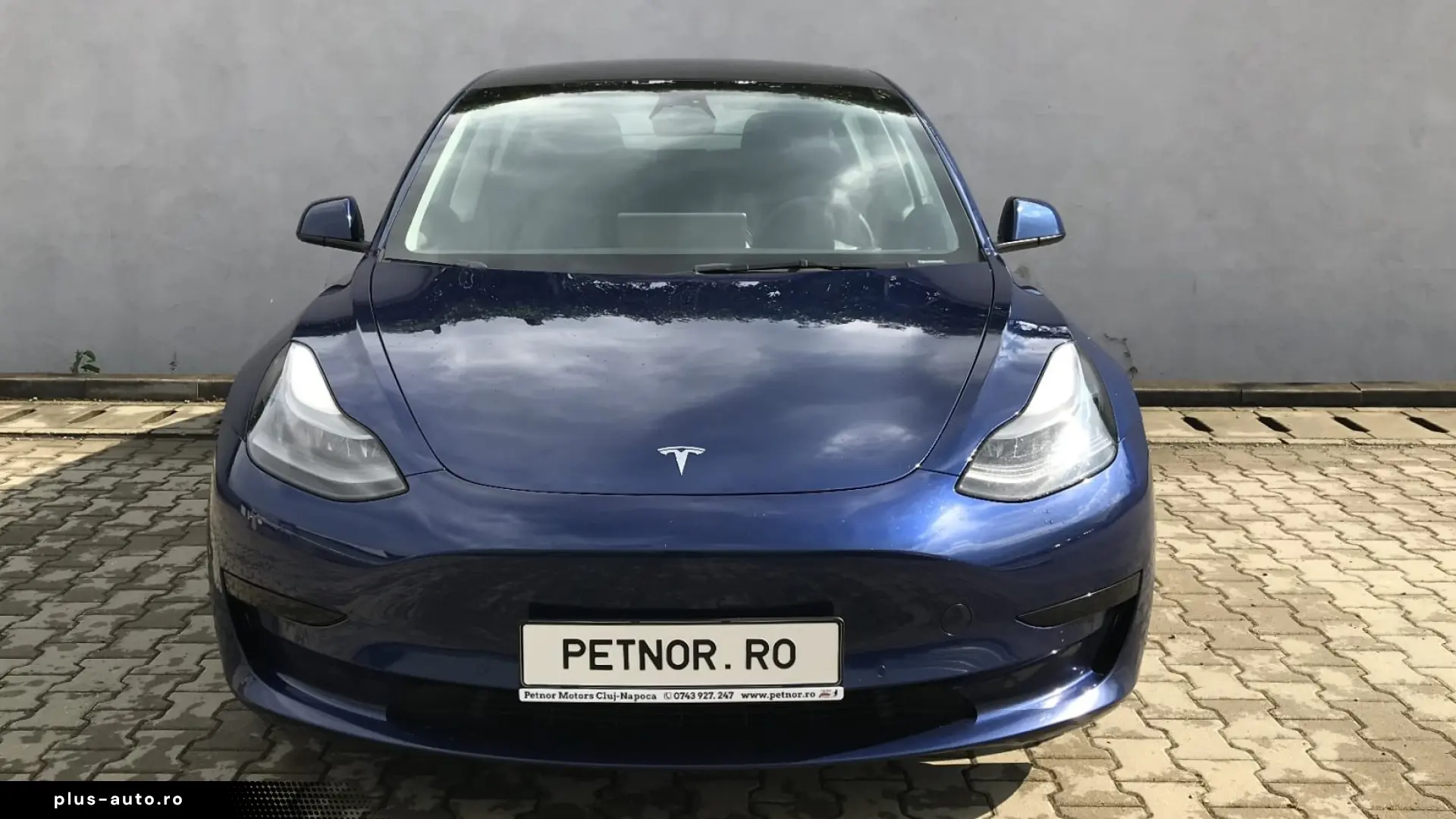 Tesla Model 3 RWD