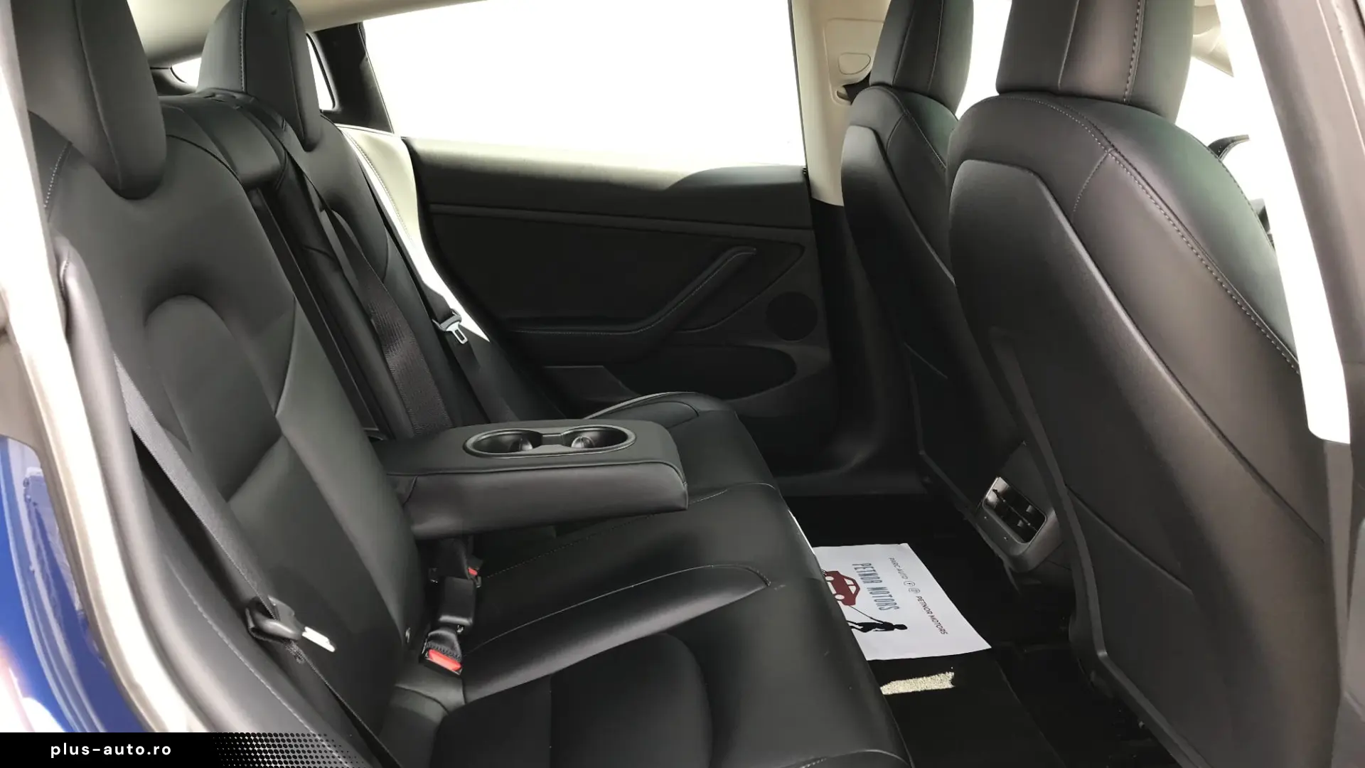Tesla Model 3 RWD