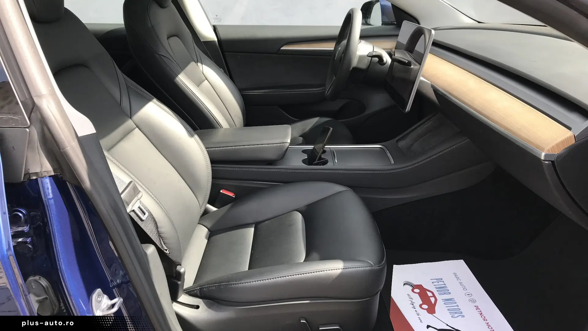 Tesla Model 3 RWD