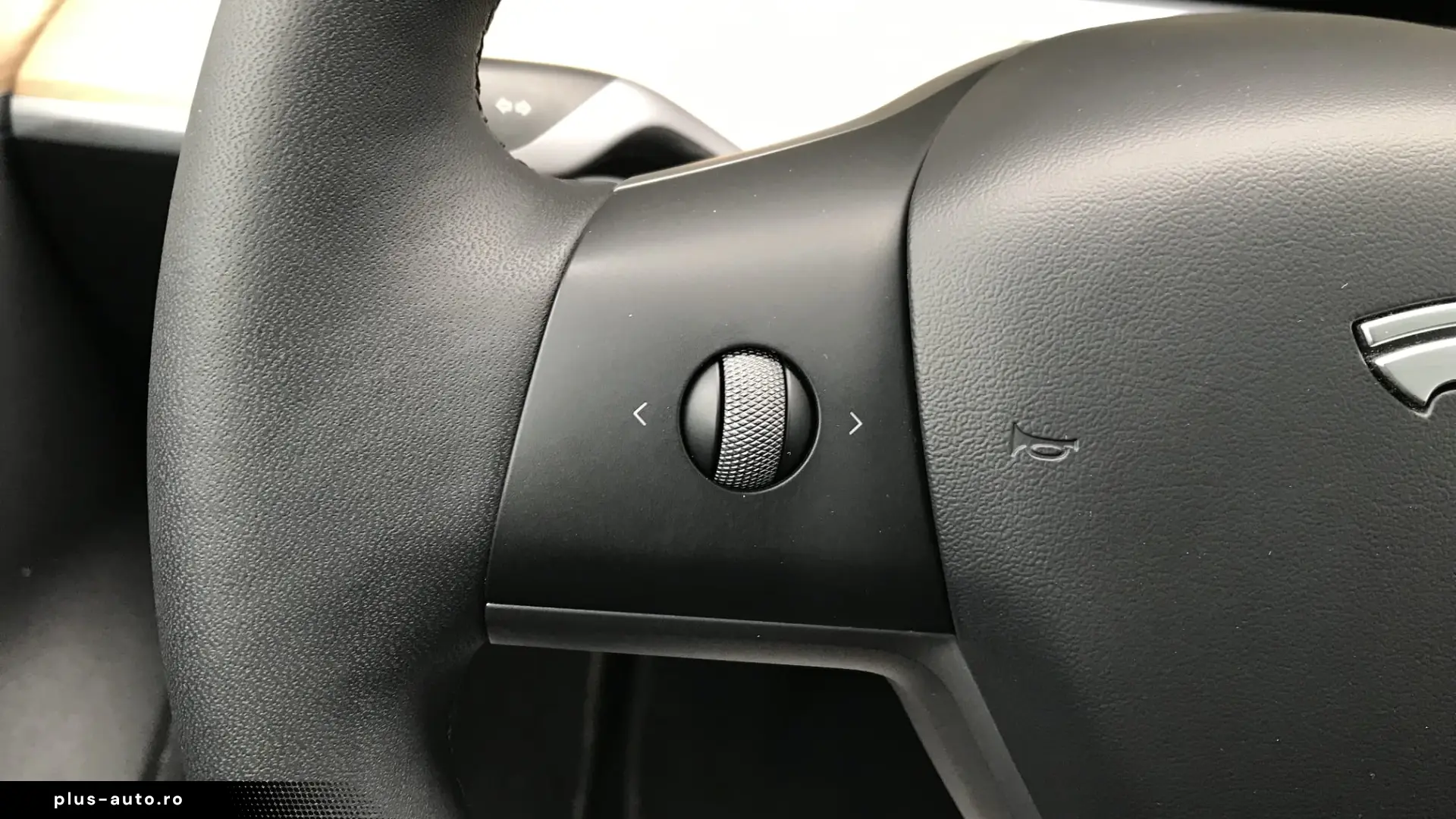 Tesla Model 3 RWD