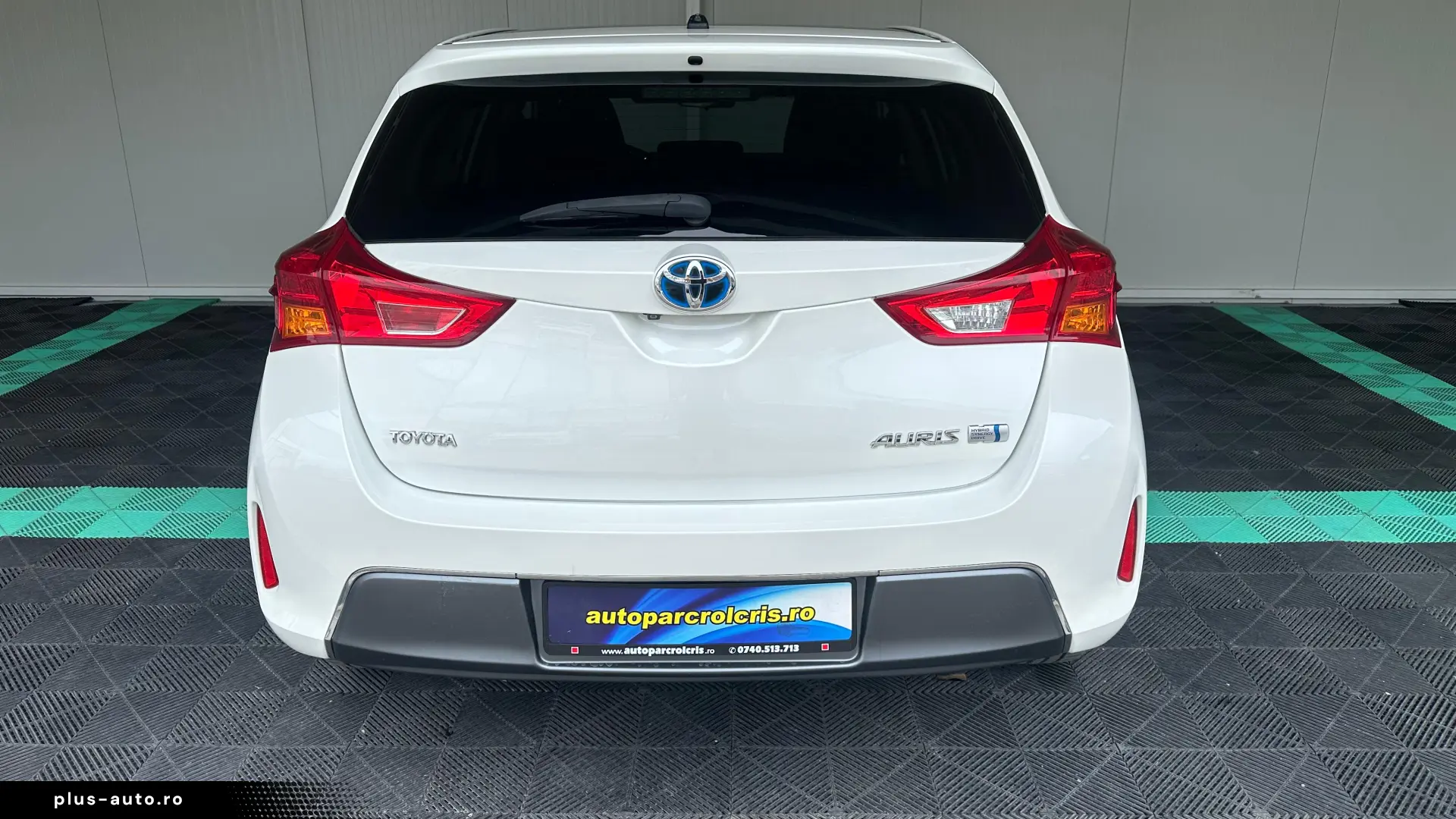 Toyota Auris Hibrid 1.8 Benzina 122 CP An 2015