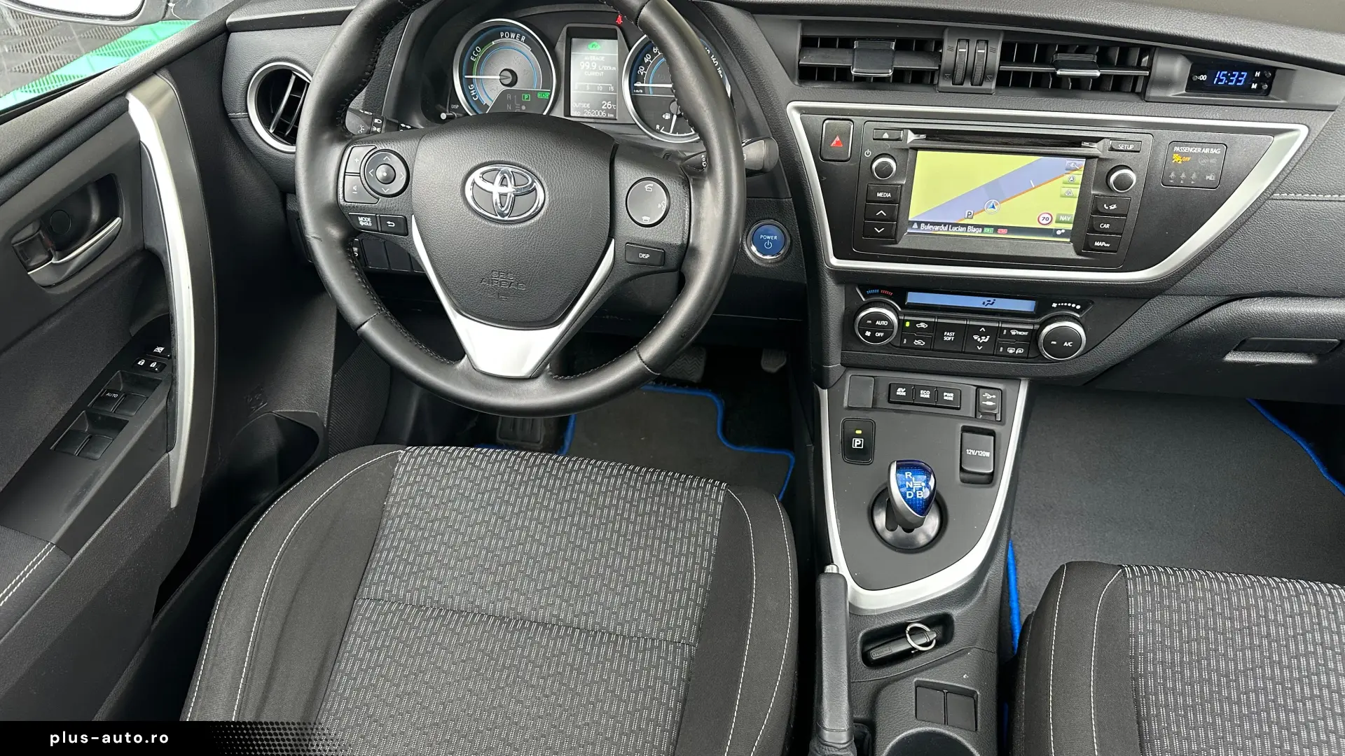 Toyota Auris Hibrid 1.8 Benzina 122 CP An 2015