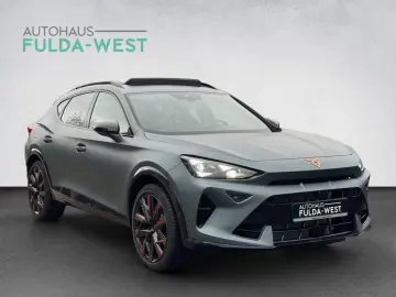 Cupra Formentor VZ MATT 4x4 Matrix Pano AHK
