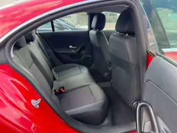 Mercedes-Benz CLA 180 Coupé