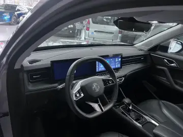 MG HS 1.5 T GDI 125 kW Luxury