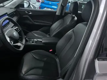 MG HS 1.5 T GDI 125 kW Luxury
