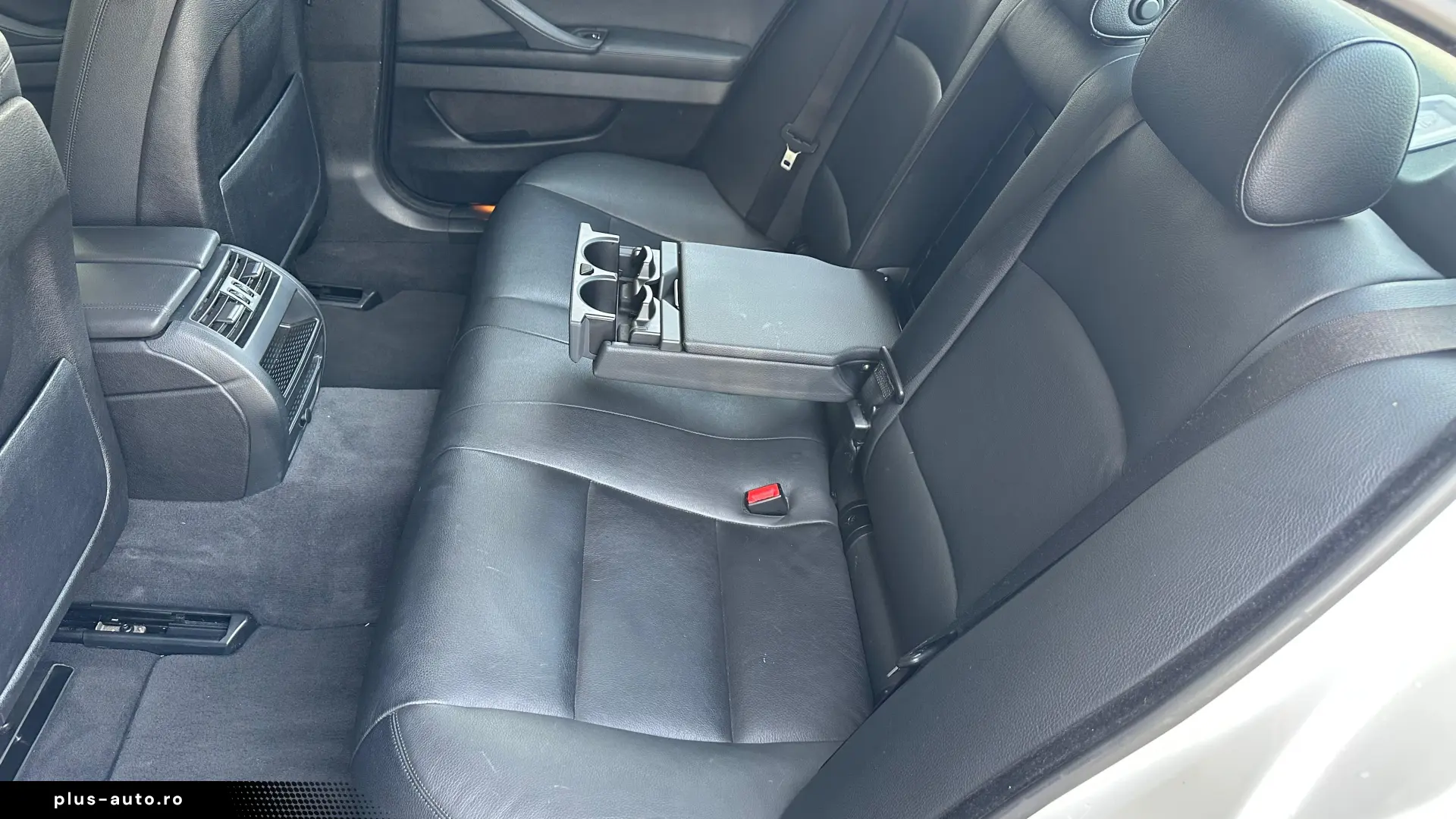 BMW Seria 5 518d 2.0 Diesel 143 CP An 2013