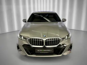 BMW 520 520d xDrive  M-SPORT