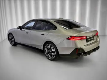 BMW 520 520d xDrive  M-SPORT