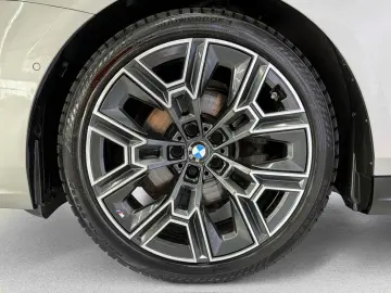 BMW 520 520d xDrive  M-SPORT