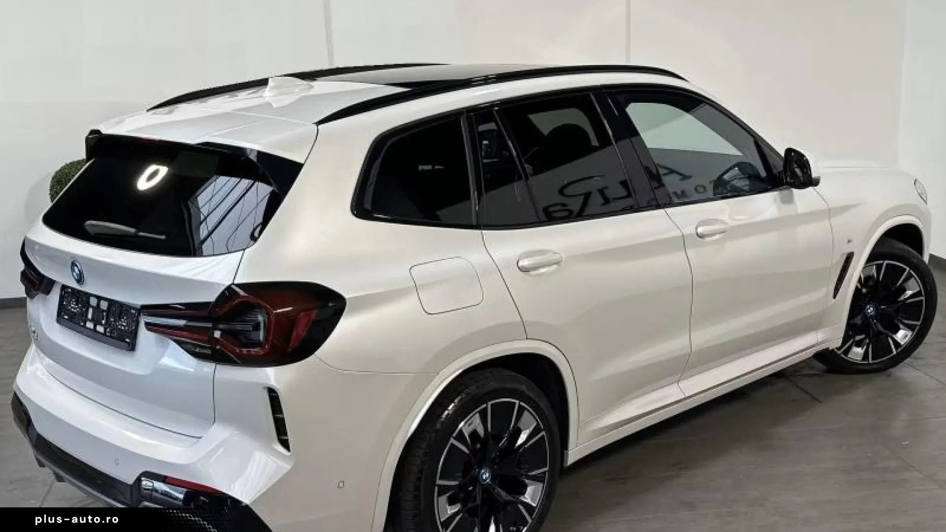 BMW iX3 Impressive NAV LASER ACC KAMERA PANO HUD