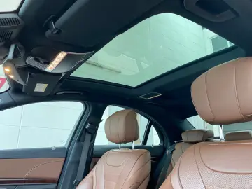 MERCEDES-BENZ S 560 4Matic   360