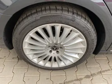MERCEDES-BENZ S 560 4Matic   360