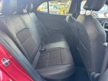 MG3 1.5 Hybrid  Luxury