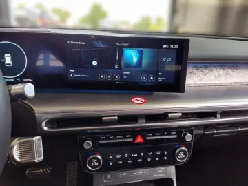 Hyundai IONIQ 9 110 kWh 4WD UNIQ