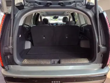 Hyundai IONIQ 9 110 kWh 4WD UNIQ