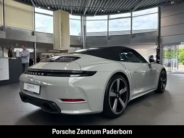 PORSCHE 992 911 Carrera Cabrio Sportabgas Surround View