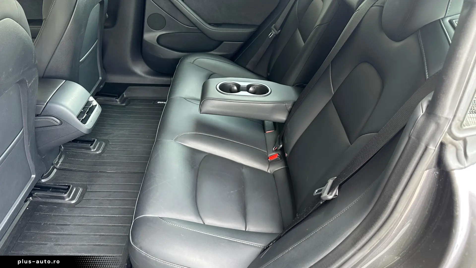 Tesla Model 3 325 CP 4x4 An 2021