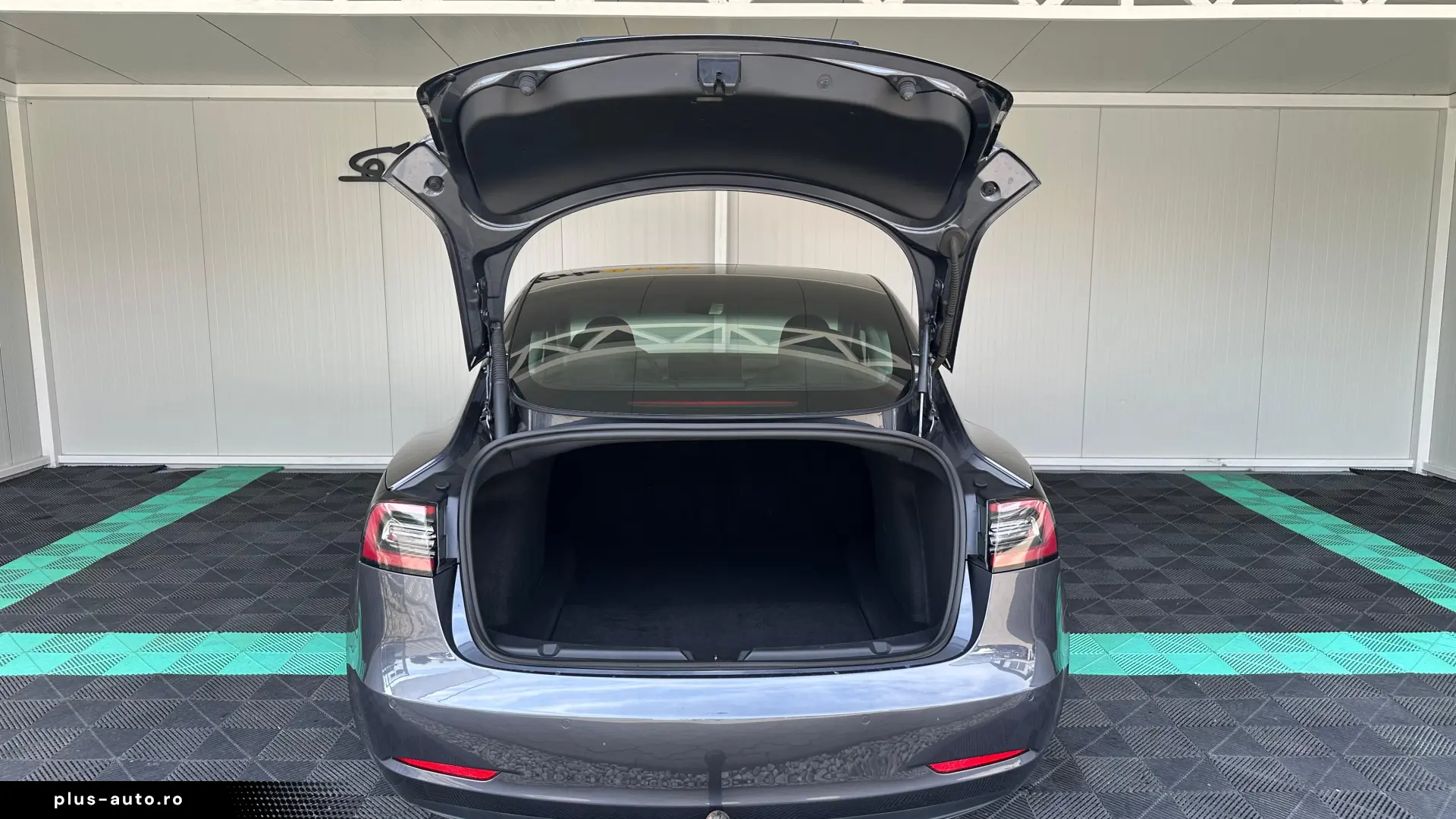 Tesla Model 3 325 CP 4x4 An 2021