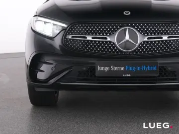 MERCEDES-BENZ GLC 300 de 4M AMG NavP Pano LED 20&apo…