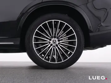 MERCEDES-BENZ GLC 300 de 4M AMG NavP Pano LED 20&apo…