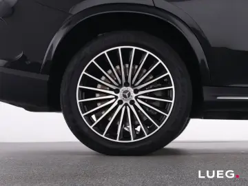 MERCEDES-BENZ GLC 300 de 4M AMG NavP Pano LED 20&apo…