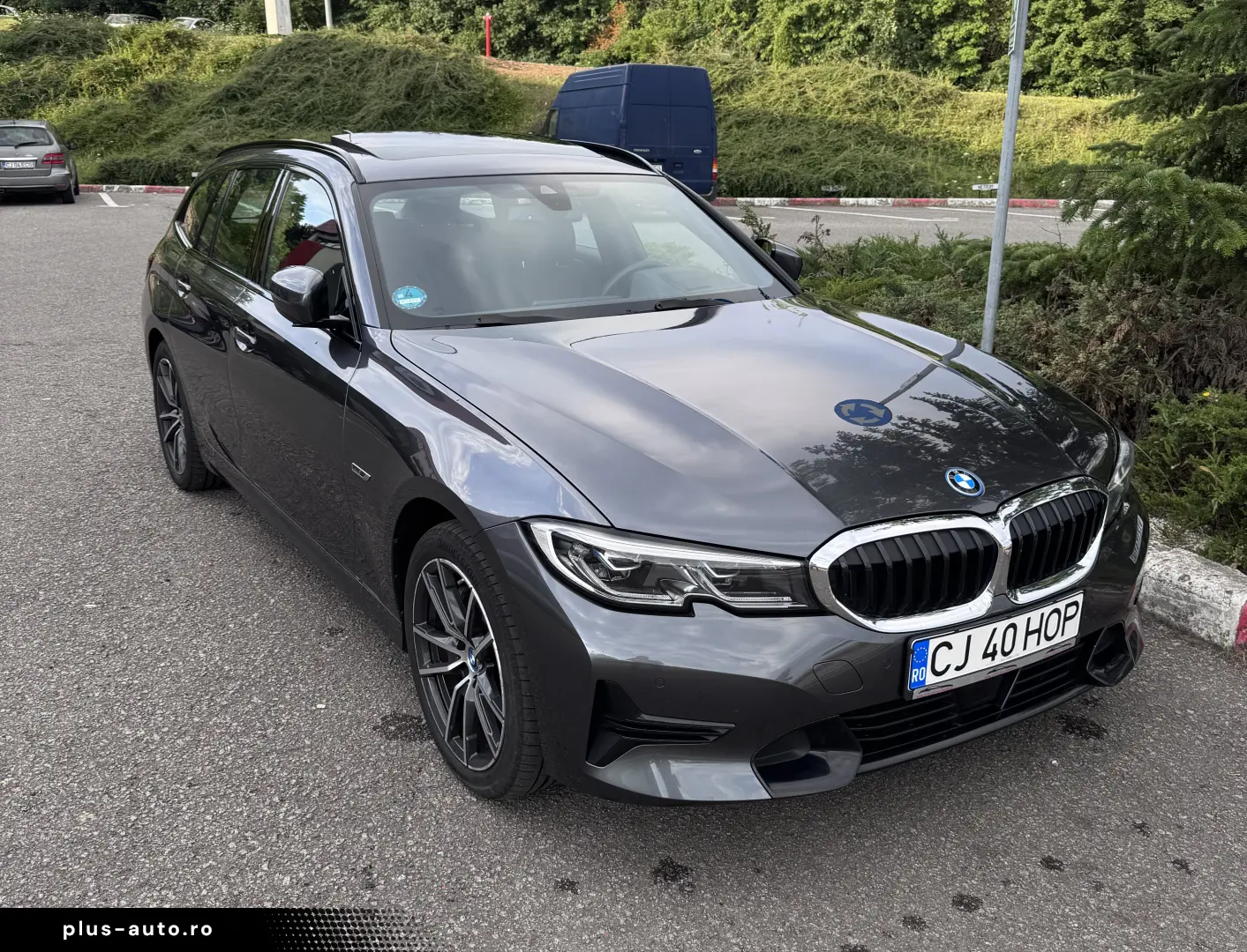 BMW 330e xDrive  Aut  Sport  Pano  8x roți originale  Cârlig