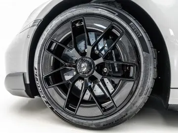 Porsche 992 911 Turbo S Lift Carbon Burmester Braun Int.