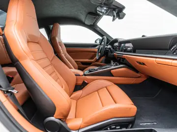 Porsche 992 911 Turbo S Lift Carbon Burmester Braun Int.