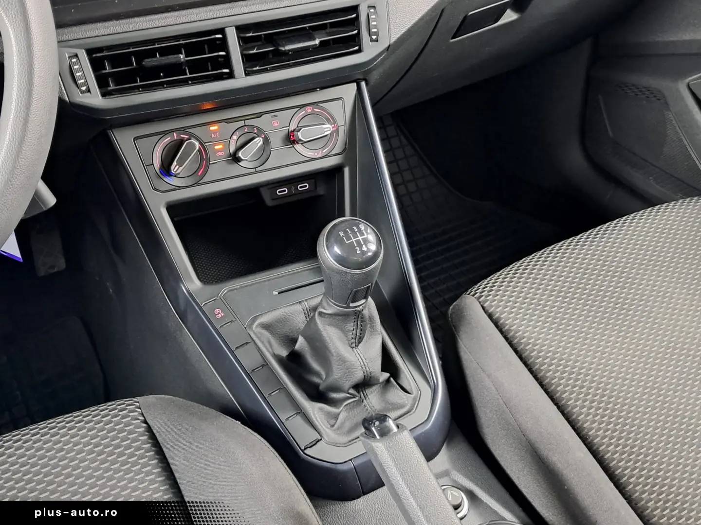 VOLKSWAGEN POLO LIFE 80CP 2021