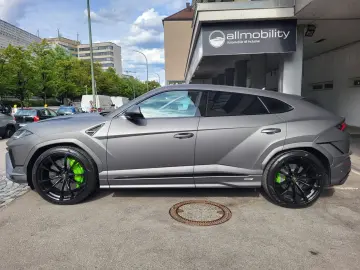 LAMBORGHINI Urus S Pano Massage 23´ Carbon B&O