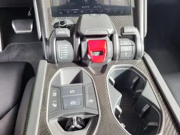 LAMBORGHINI Urus S Pano Massage 23´ Carbon B&O