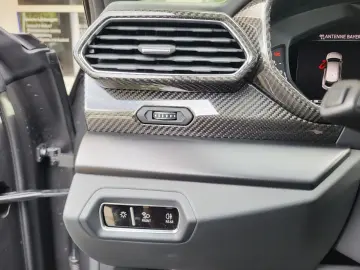 LAMBORGHINI Urus S Pano Massage 23´ Carbon B&O