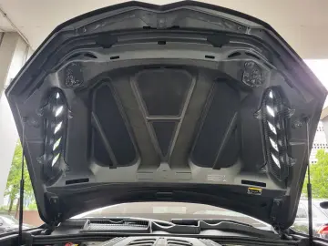 LAMBORGHINI Urus S Pano Massage 23´ Carbon B&O