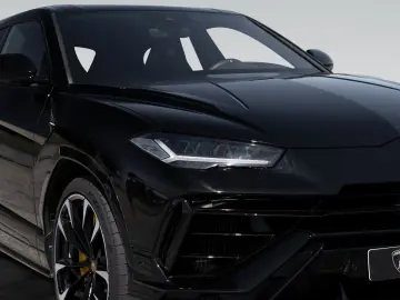LAMBORGHINI Urus S Panoramic Roof