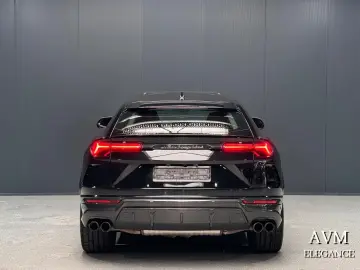 LAMBORGHINI Urus 4.0 V8 2023 CARBON PACK