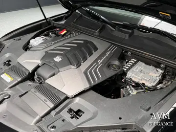 LAMBORGHINI Urus 4.0 V8 2023 CARBON PACK