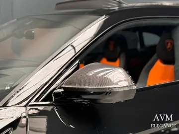 LAMBORGHINI Urus 4.0 V8 2023 CARBON PACK