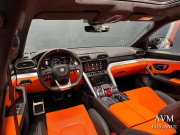 LAMBORGHINI Urus 4.0 V8 2023 CARBON PACK