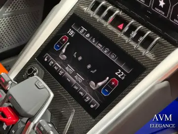 LAMBORGHINI Urus 4.0 V8 2023 CARBON PACK
