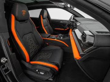 LAMBORGHINI Urus SE