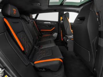 LAMBORGHINI Urus SE