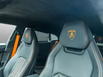 LAMBORGHINI Urus S Blu Lacus Matt