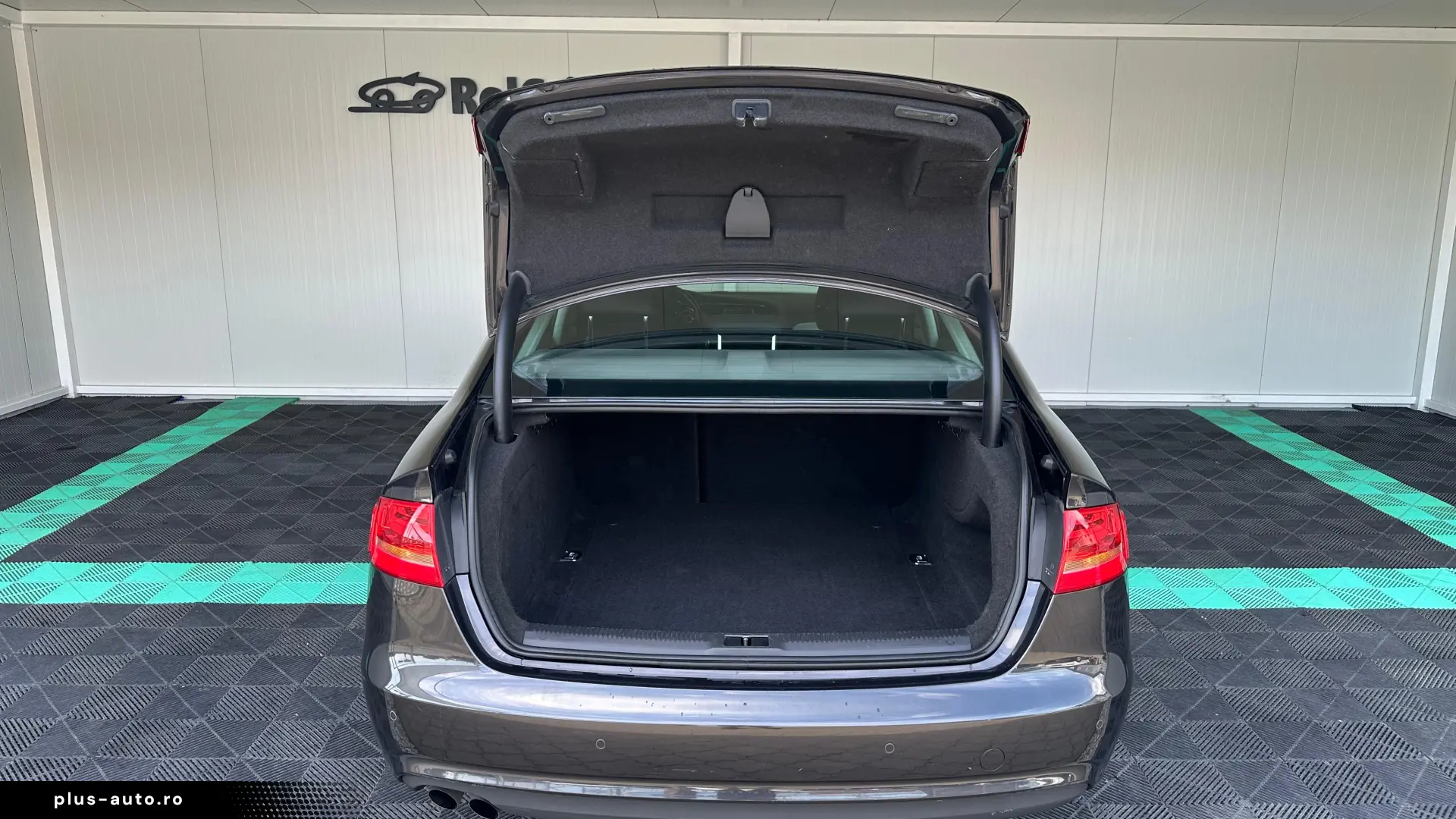 Audi A4 2.0 Diesel 143 CP An 2013