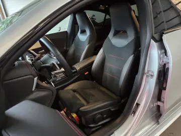 Mercedes Benz CLA250e - plug in hybrid - AMG Line