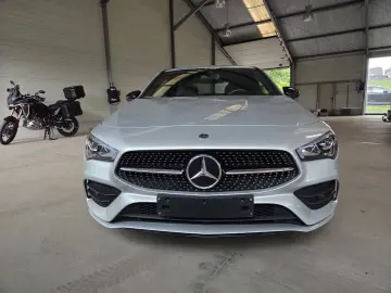 Mercedes Benz CLA250e - plug in hybrid - AMG Line