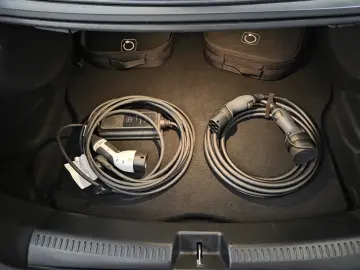 Mercedes Benz CLA250e - plug in hybrid - AMG Line