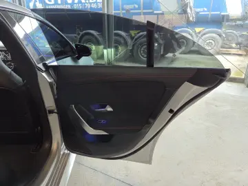 Mercedes Benz CLA250e - plug in hybrid - AMG Line